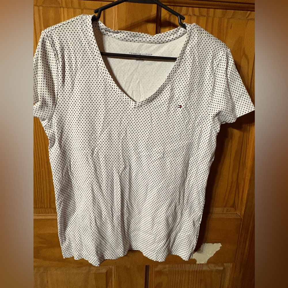 Tommy Hilfiger White V-Neck Tee with Black Polka Dots